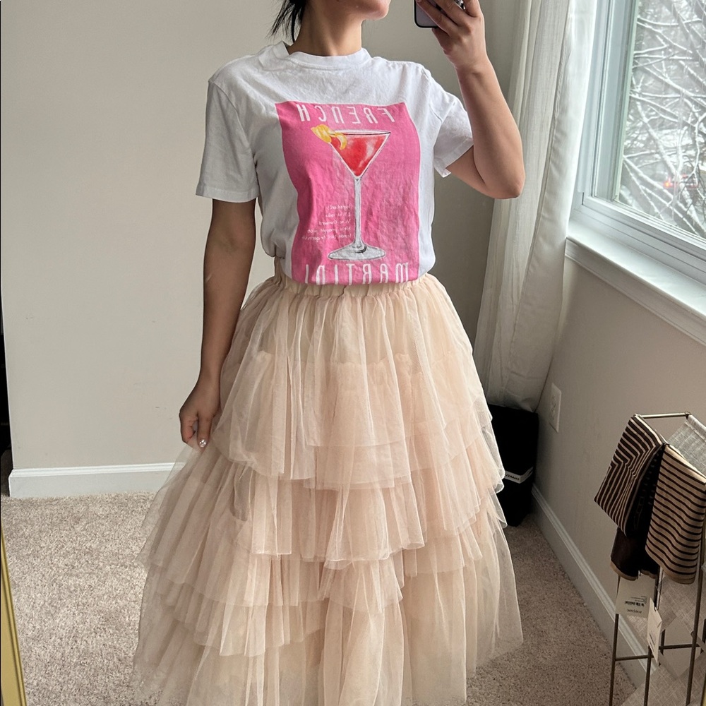Full tulle layered skirt. Xs/S